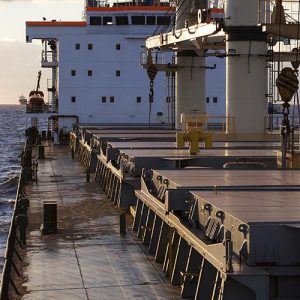 Bulk carriers, Unloading